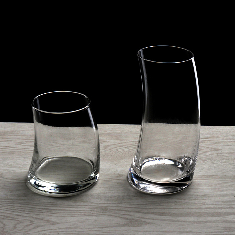 Juice cups, crystal glass beer mugs, creative crescent-shaped cups, bent cups, wine ware manufacturers, wholesale in stock with LOGO printing details Picture