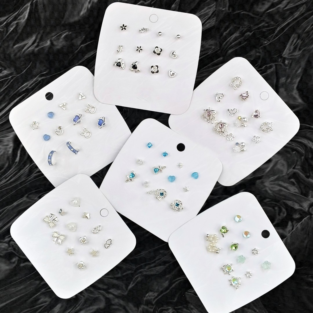 Sweet and Cool Aurora Heart Set Earrings, versatile earrings for women, simple, small and exquisite new pendant earrings full figure