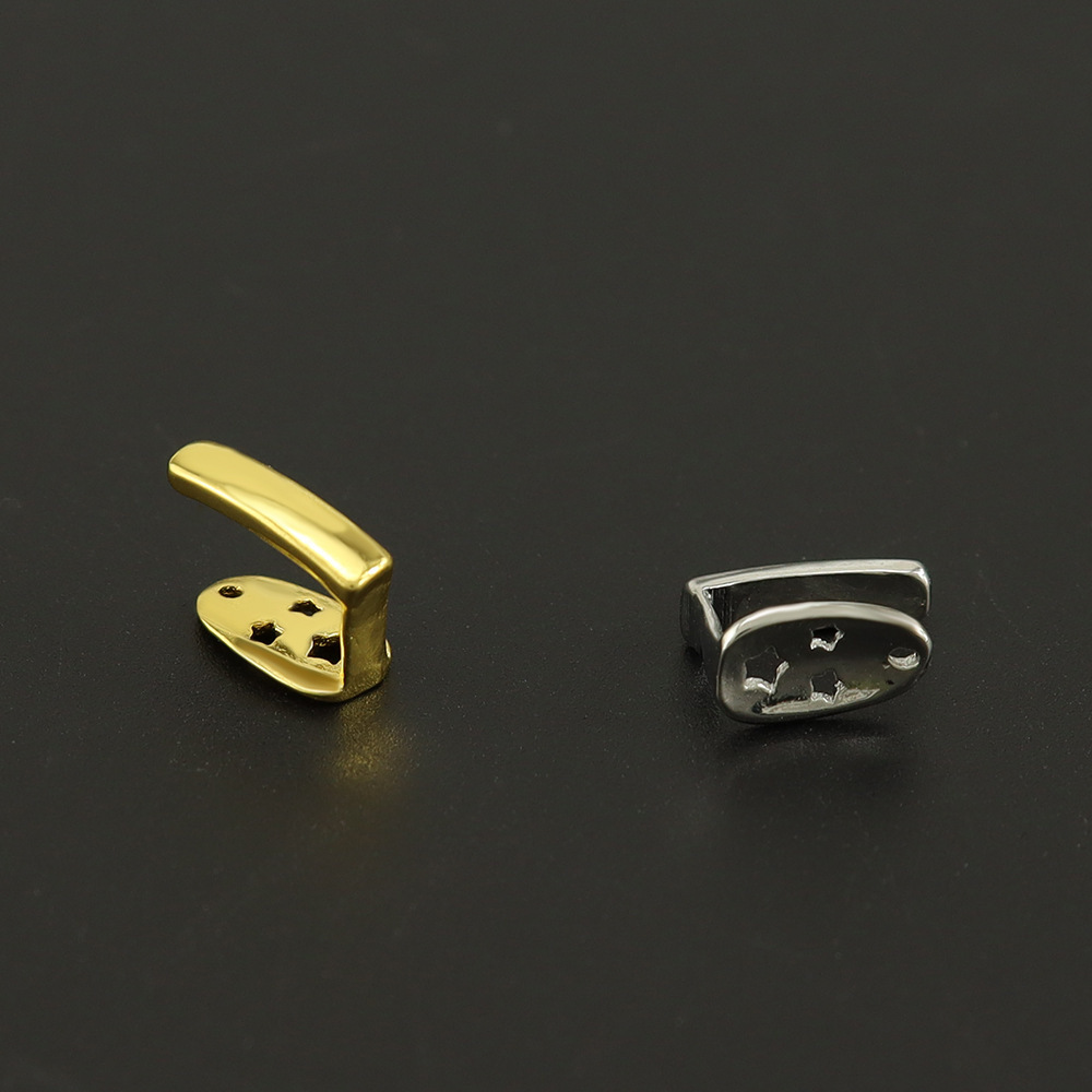 The new cross-border bestseller of the three-piece set for teeth gaps, a DIY combination of teeth, hip-hop, real gold teeth grills Application Scenario