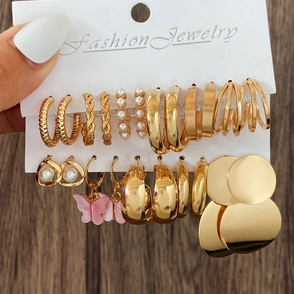 5 pieces of European and American style earring square geometric earrings, retro anti-pearl earrings, high-end earring sets for women full figure