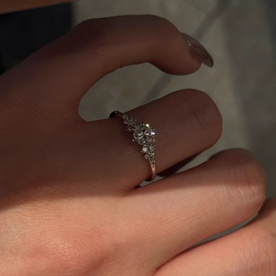 French cold and elegant diamond zircon ring, gentle and refined for women, light luxury and niche design, high-end and versatile open ring details Picture