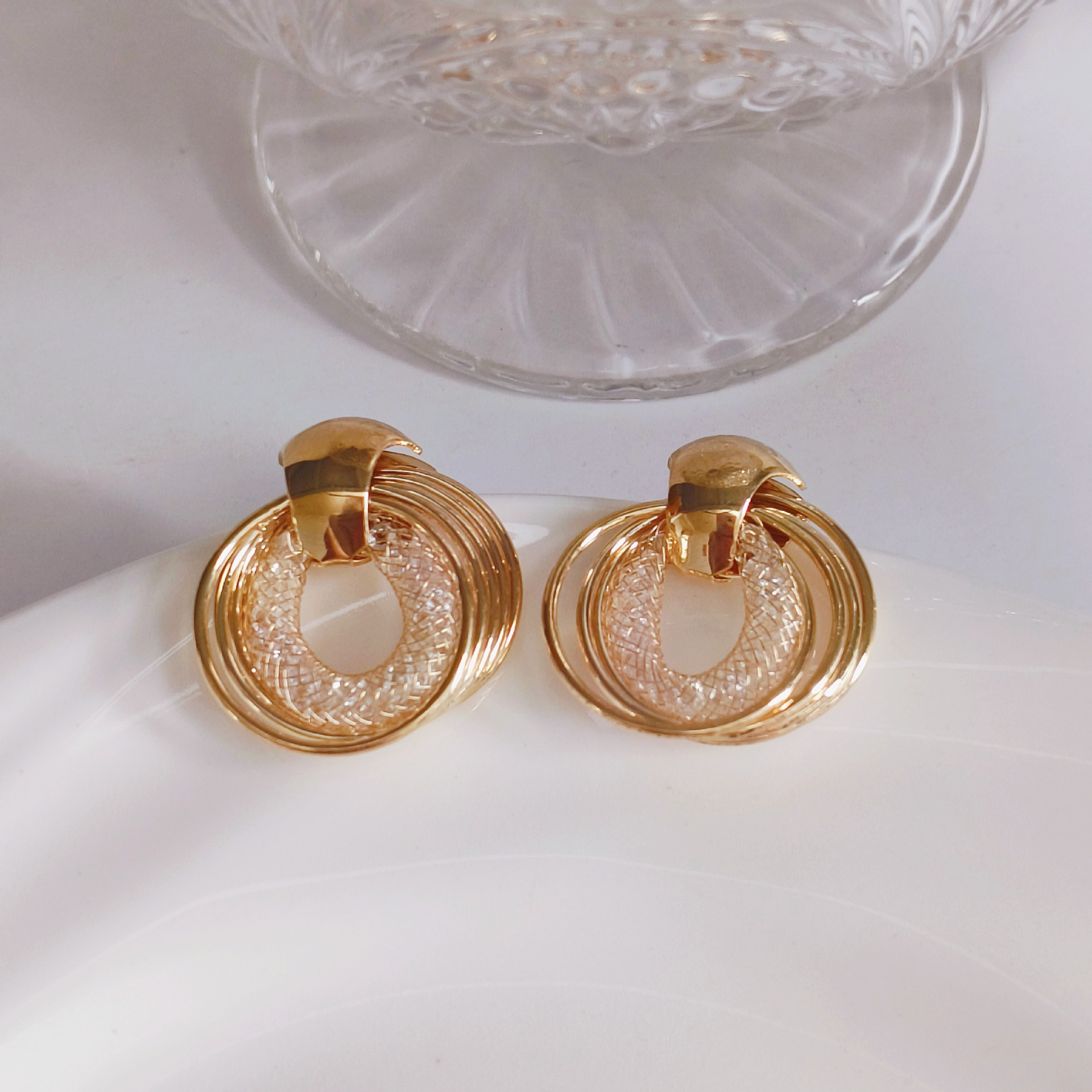 Grid sparkling diamond multi-circle earrings, stud earrings, high-end, light luxury, versatile, cross-border design sense earrings and accessories details Picture