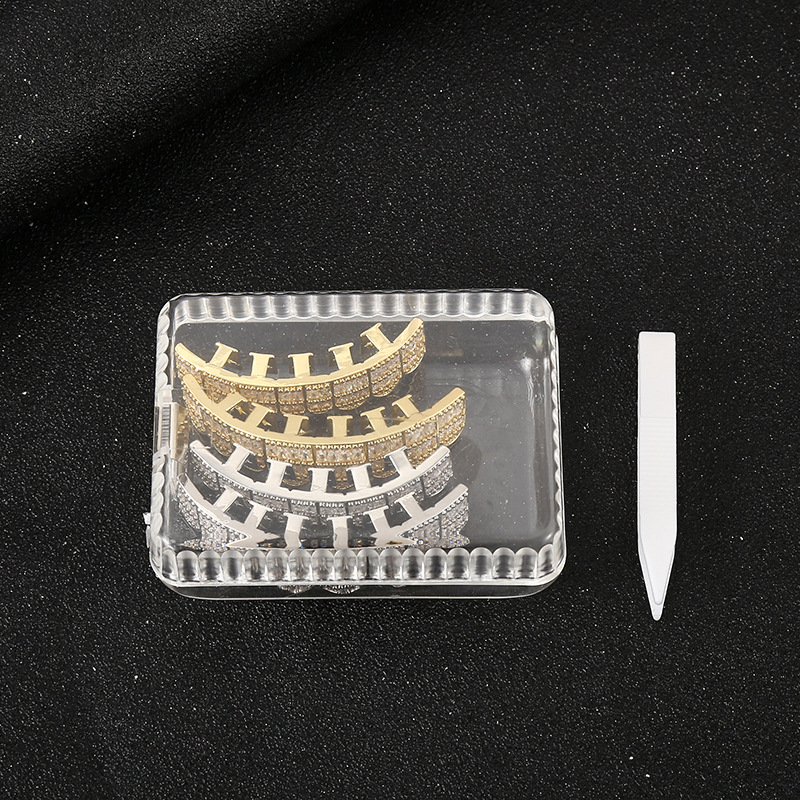 Popular cross-border Hiphop braces from Europe and America, irregularly inlaid zircon teeth, Hiphop dental ornaments Specification drawing