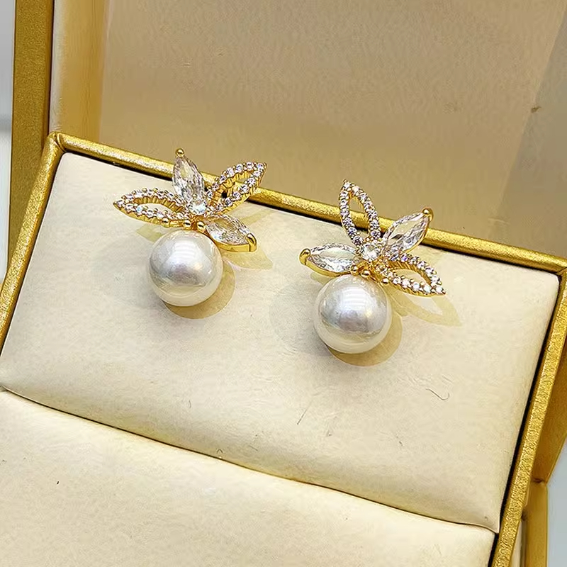 Xuhui brand exquisite and light luxury copper plated with real gold and zircon inlaid 925 silver needle flower pearl stud earrings Specification drawing