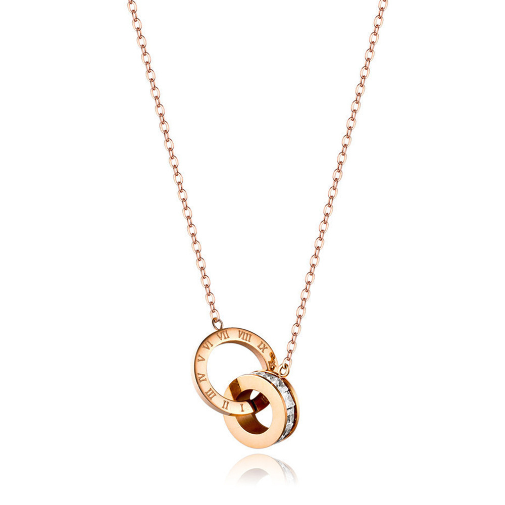 This light luxury and niche design necklace does not fade. It features a Korean-style creative double-ring collarbone chain with a fashionable and ladylike style Item Picture