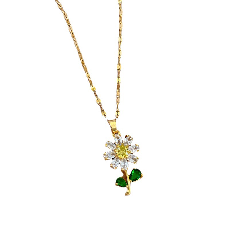 【 Titanium Steel 】 Zirconia flower light luxury zirconia collarbone chain, small Instagram influencer retro titanium steel necklace for women Item Picture