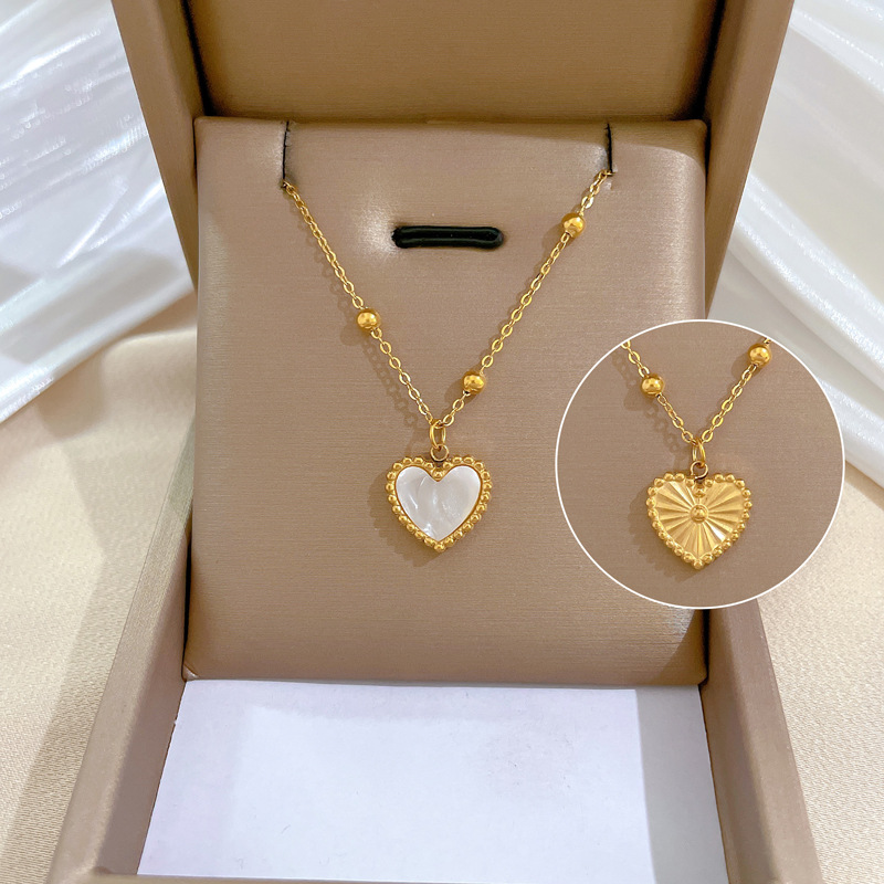 【 All-titanium Steel 】 Mother-of-pearl heart style, minimalist style, real gold necklace inside the furnace, women's ins collarbone chain full figure