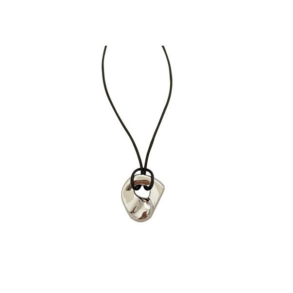 Light luxury hollowed-out pendant, leather rope, sweater chain, long necklace for women, 2024 new style, collarbone chain, niche accessory Item Picture