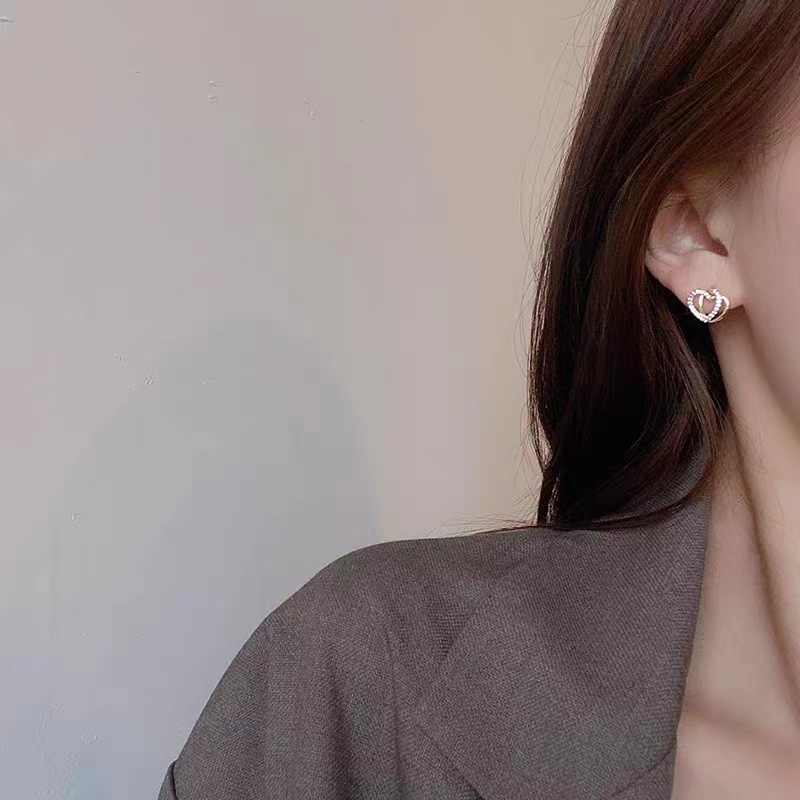 High-end and ink-style earrings, new personalized earrings from Japanese and Korean Internet celebrities for autumn and winter, double-layer hollowed-out heart-shaped earrings for women Specification drawing