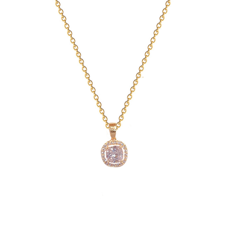 Titanium steel crystal pendant necklace for women with a light luxury and niche design sense, ins cold style collarbone chain, new trend in 2024 Item Picture
