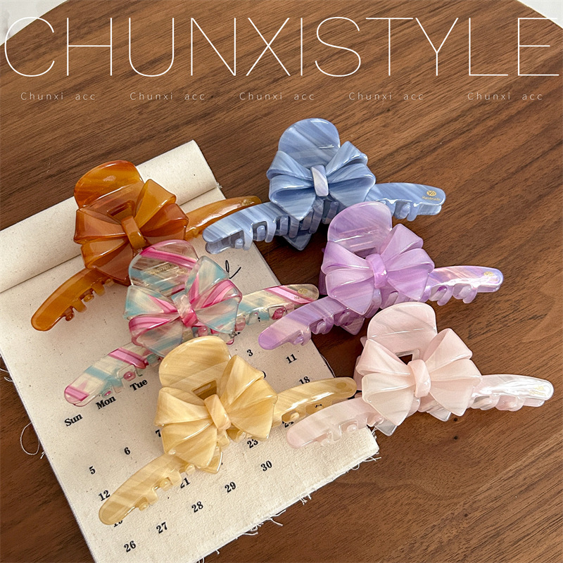 YD's new acetic acid Heavy Industry bow large scratch clip for women, high-end hairpin, shark clip headwear at the back of the head details Picture