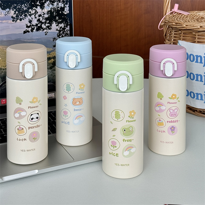 Cute cartoon mini portable cup, small-capacity mixed card bouncing direct drinking children's insulated cup, small gift wholesale Specification drawing