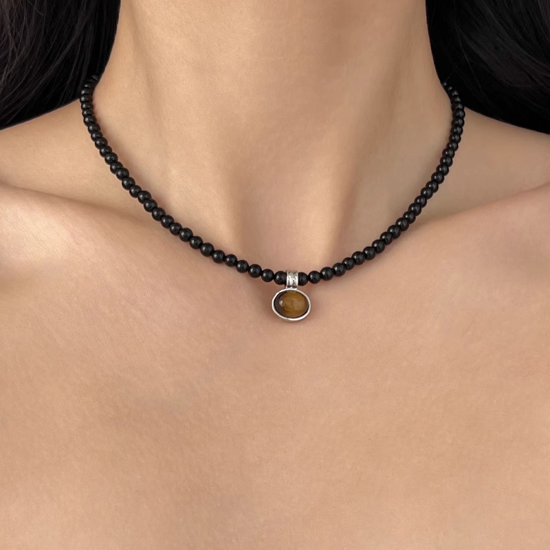 Tiger's eye pendant, Maillard necklace, black round sweater chain, simple collarbone chain for women, elegant and refined details Picture