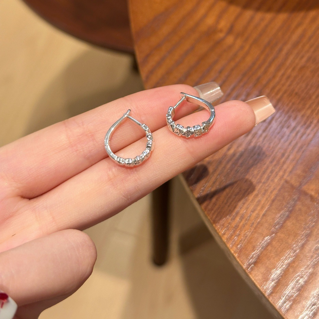 Unique and niche design circle earrings, ear buckles, 2025 new bestsellers, high-end ear studs, versatile ear rings and earrings for women Specification drawing