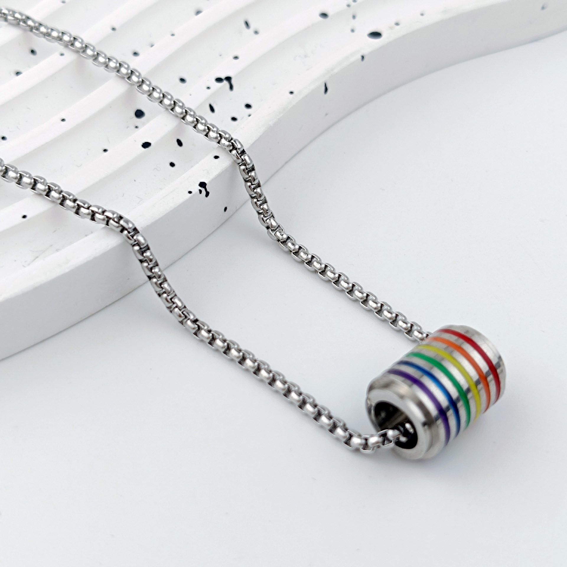 Cross-border stainless steel rainbow oil-dripping necklace, circular waist necklace, women's non-fading sweatshirt chain, trendy men's pendant Specification drawing
