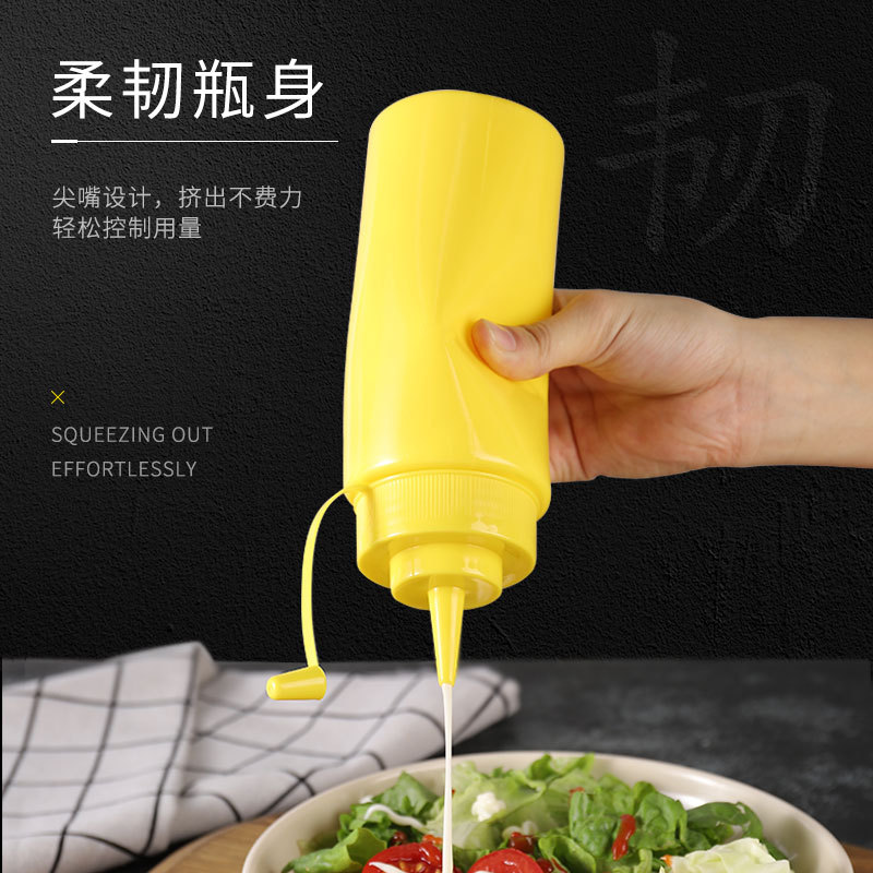 Thickened plastic extruded sauce bottle, tomato salad jam seasoning bottle, food-grade pointed spout extruded sauce bottle, three-color commercial Application Scenario