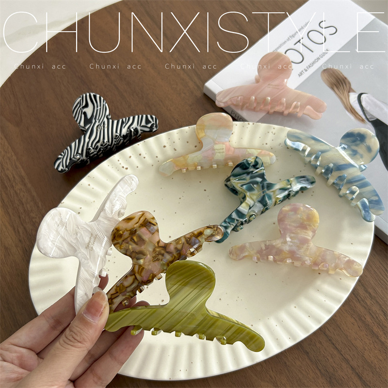 Korean irregular pattern hair clips, acetic acid high-end feel, gold label, small hair volume at the back of the head, shark hair clip accessory details Picture