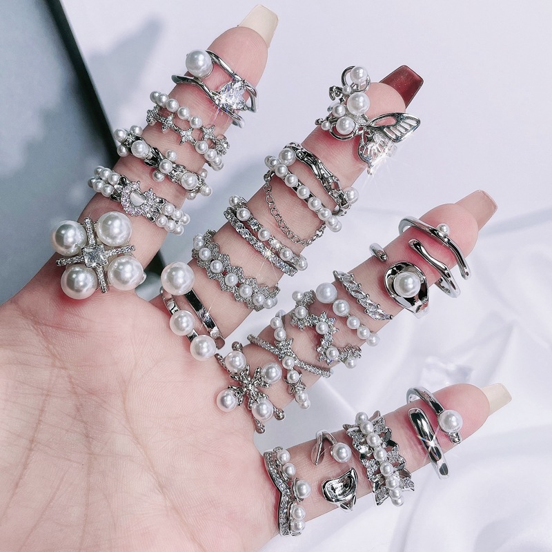 French gentle, sweet and cool style autumn and winter accessories pearl ring, women's Instagram cold style fashionable and versatile exquisite index finger ring full figure