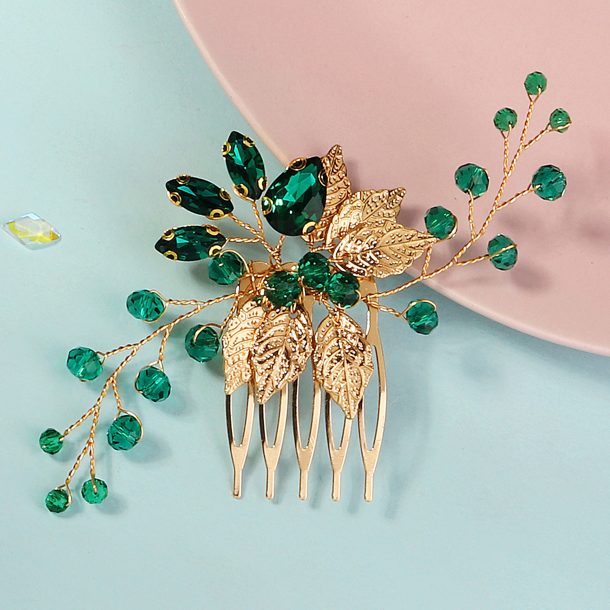 Cross-border new bride's hair comb, party performance, children's updo headwear, women's handcrafted green water diamond five-toothed small insert comb details Picture