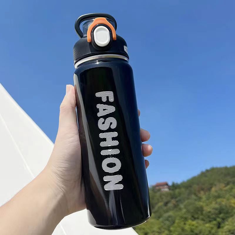 Simple yet highly attractive 316 stainless steel insulated cup, student portable water cup, food-grade stainless steel straw cup Application Scenario
