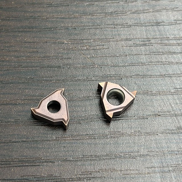 Cross-border foreign trade manufacturer's CNC inserts MMT11ER 11IR AG60 AG55 UE6020 VP15TF US7 Application Scenario