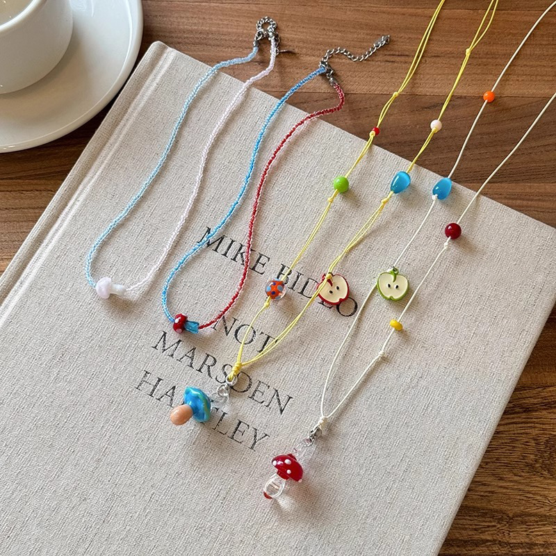 Dopamine-colored beaded mushroom pendant necklace, a niche design for women, simple and elegant, versatile collarbone chain details Picture