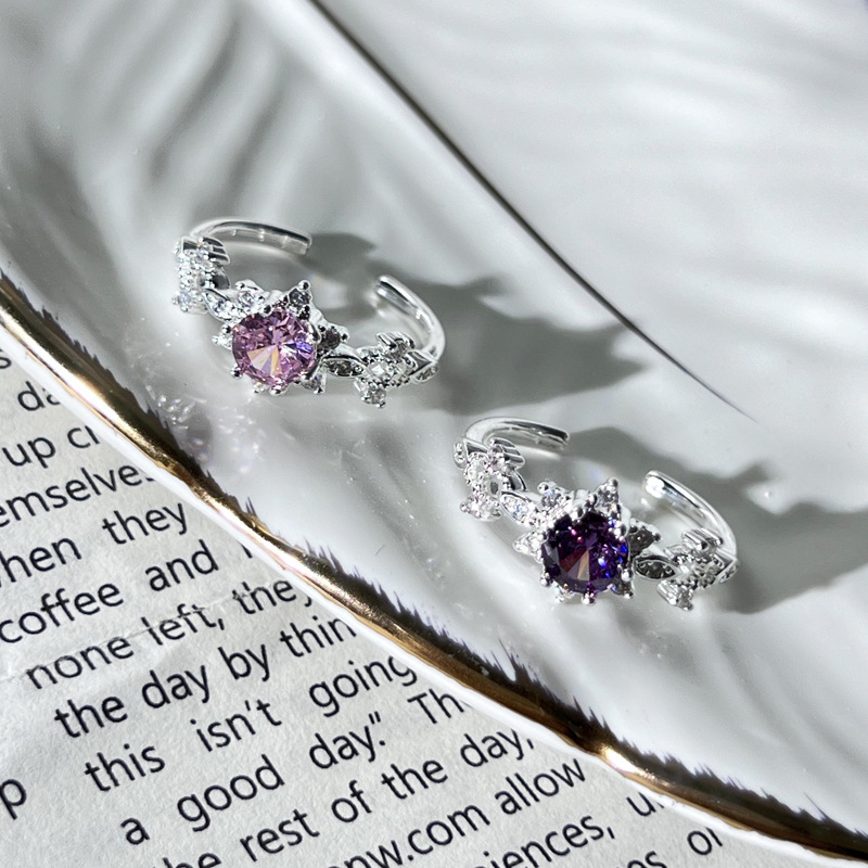 A sweet and fashionable new style of pink, purple and diamond layered light luxury open ring for women, simple and individual, niche micro-set trendy ring Application Scenario