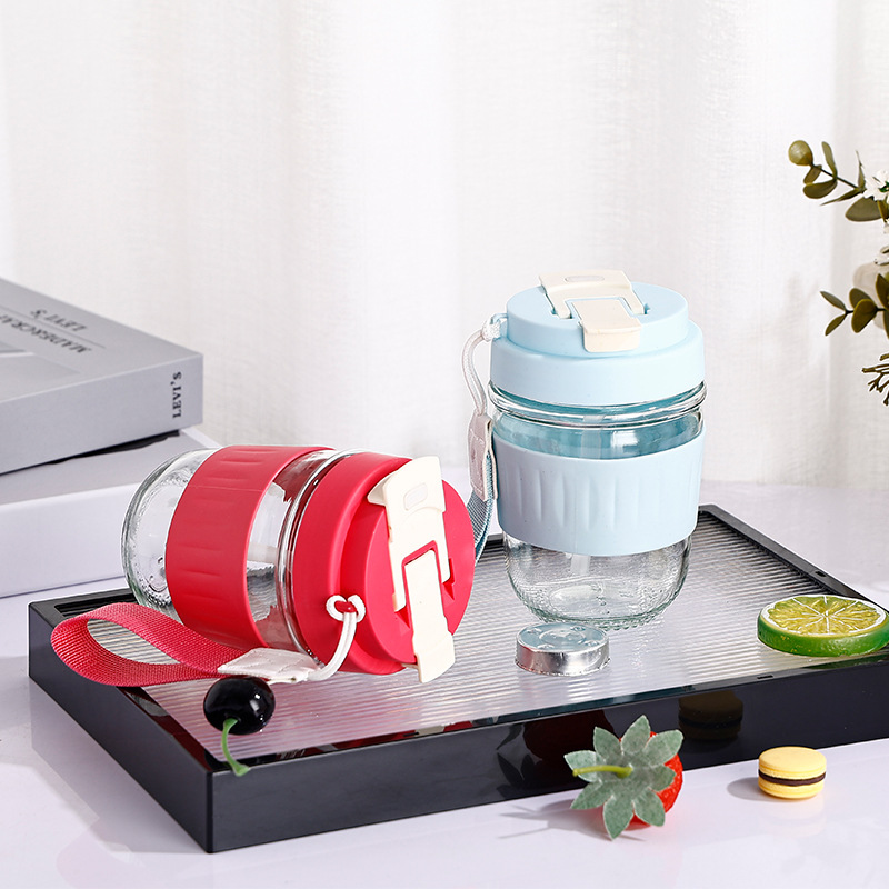 Transparent glass double-drinking cup, summer high appearance level water cup, large-capacity straw cup, office coffee cup, gift cup Application Scenario
