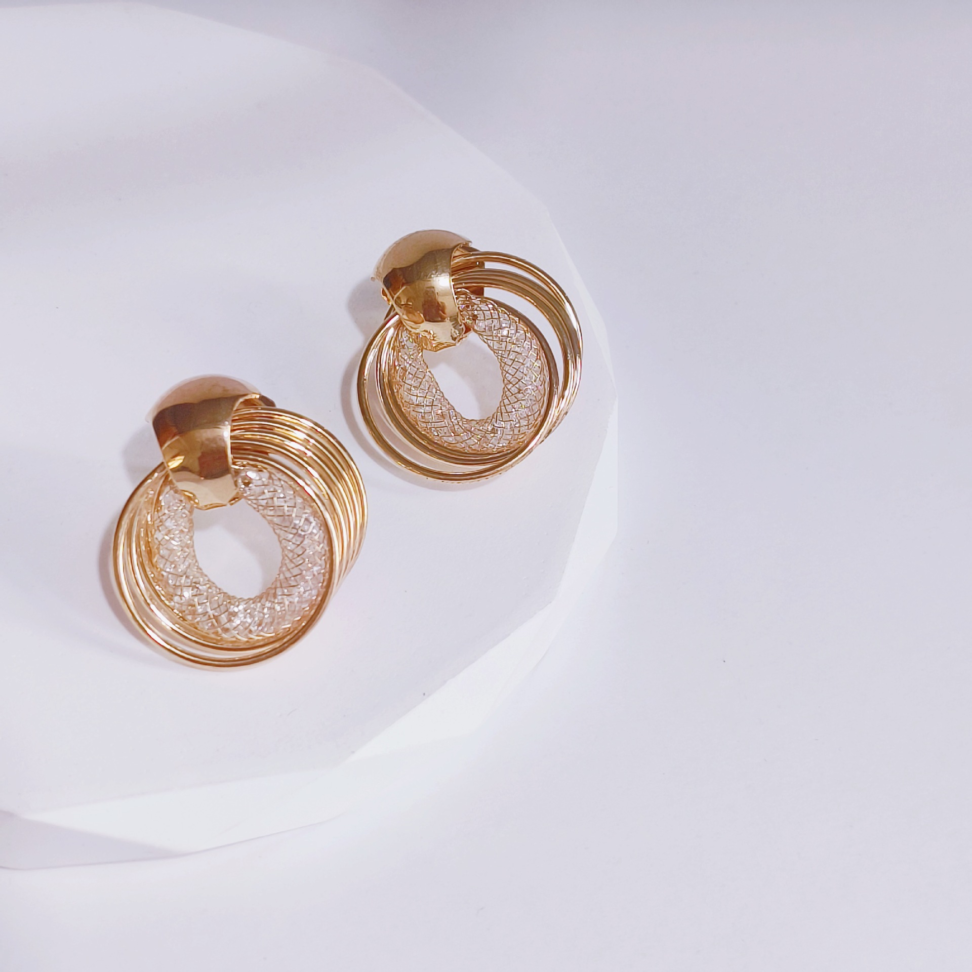 Grid sparkling diamond multi-circle earrings, stud earrings, high-end, light luxury, versatile, cross-border design sense earrings and accessories full figure