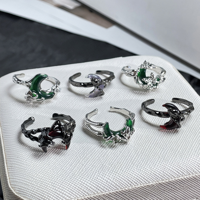 Punk dark thorns moon-wrapped open ring for women's Instagram gender-neutral style, unique and exquisite index finger ring details Picture