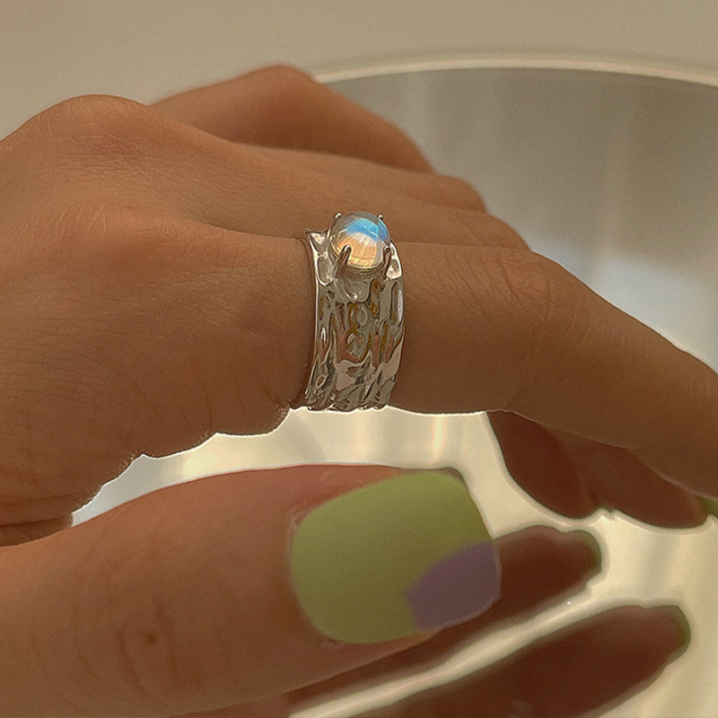 Irregular blue moonstone open ring for women, a niche design on Instagram, light luxury, fashionable and versatile, no fading trend for both men and women Specification drawing