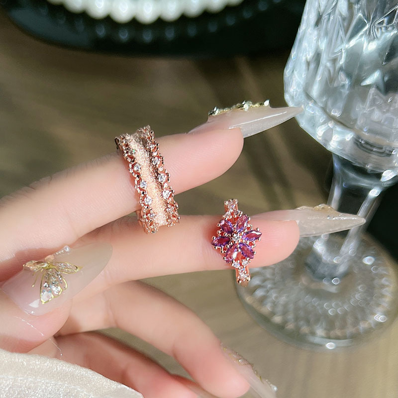 Japanese rose gold purple diamond bestseller snowflake grass cutting ring, a niche design for women, light luxury retro brushed ring full figure