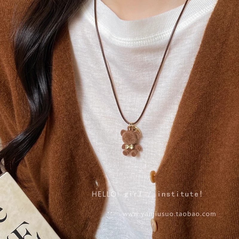 Cute coffee-colored plush bear pendant necklace, long hoodie necklace for women's autumn and winter, 2024 new versatile sweater chain details Picture