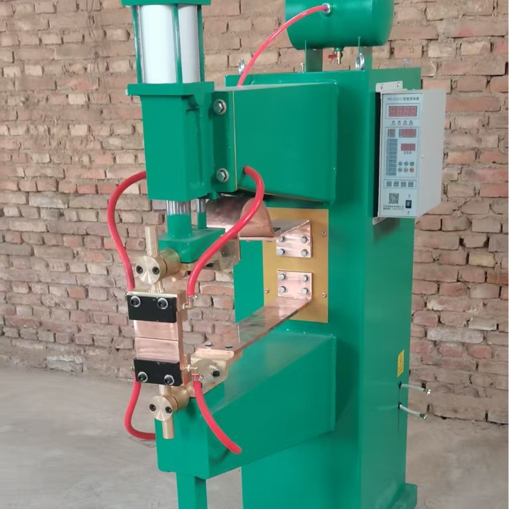 Stainless steel wire mesh welding machine, spot welding machine, multi-head mesh, pneumatic spot welding machine, foot-operated traceless small spot welding Application Scenario