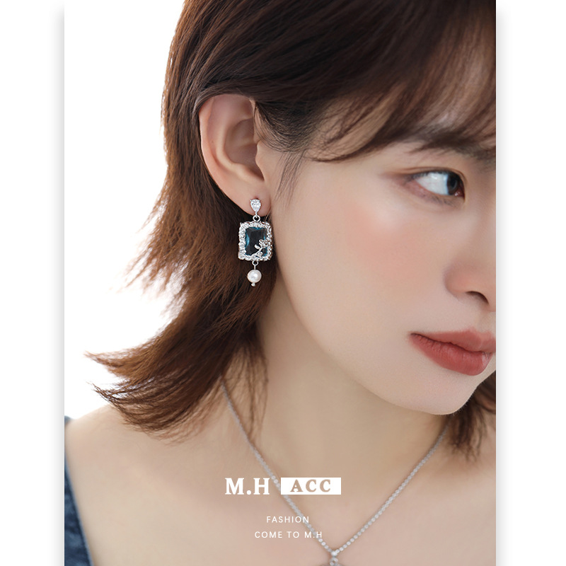 Original design square blue zircon series women's fashion, versatile and high-end necklaces, earrings, rings and accessories wholesale details Picture