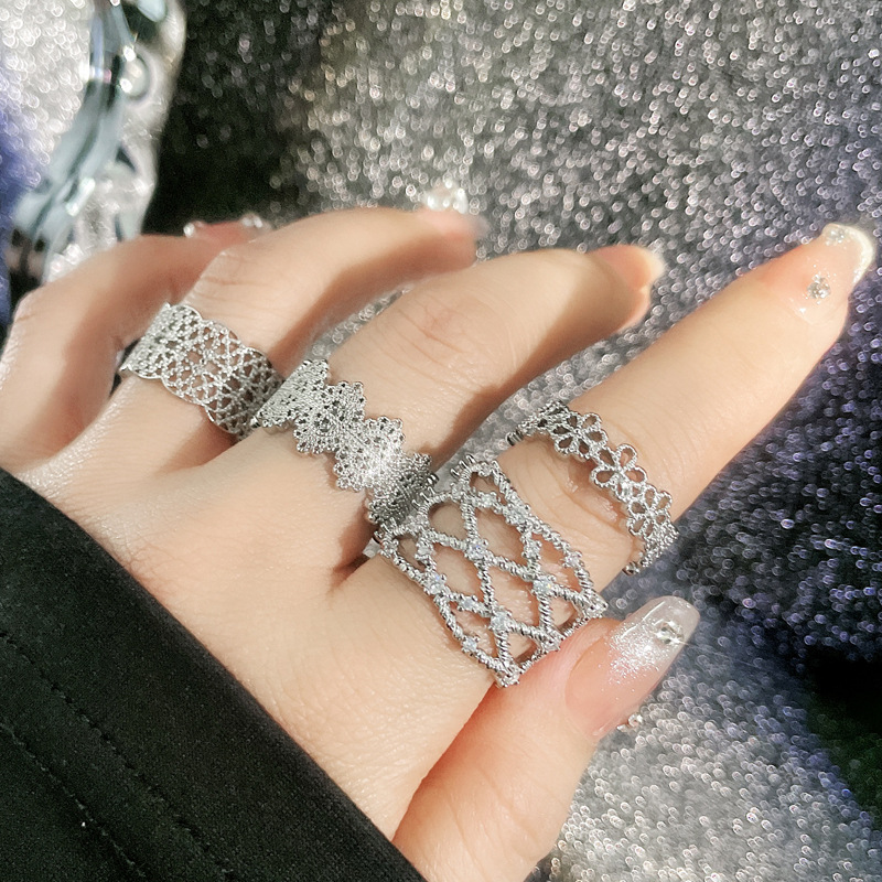 French-style gentle and elegant lace plain ring, a cold and elegant female style, versatile and fashionable, sweet and cool, high-end ring trend Specification drawing