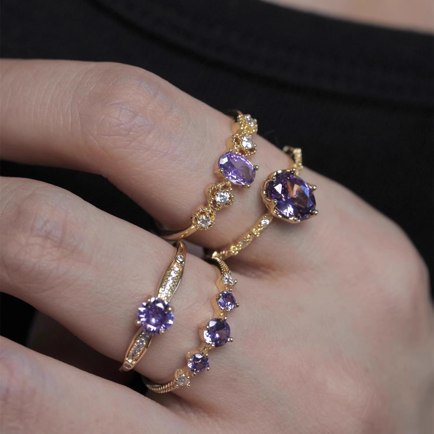 A limited edition French retro shining purple zircon ring for midsummer night, a gentle, luxurious and high-end open-top ring for women Item Picture