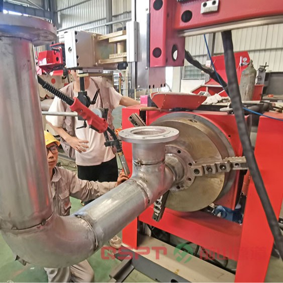 The prefabricated cantilever automatic welding machine for pipelines is suitable for welding pipe sections such as flange pipes Application Scenario