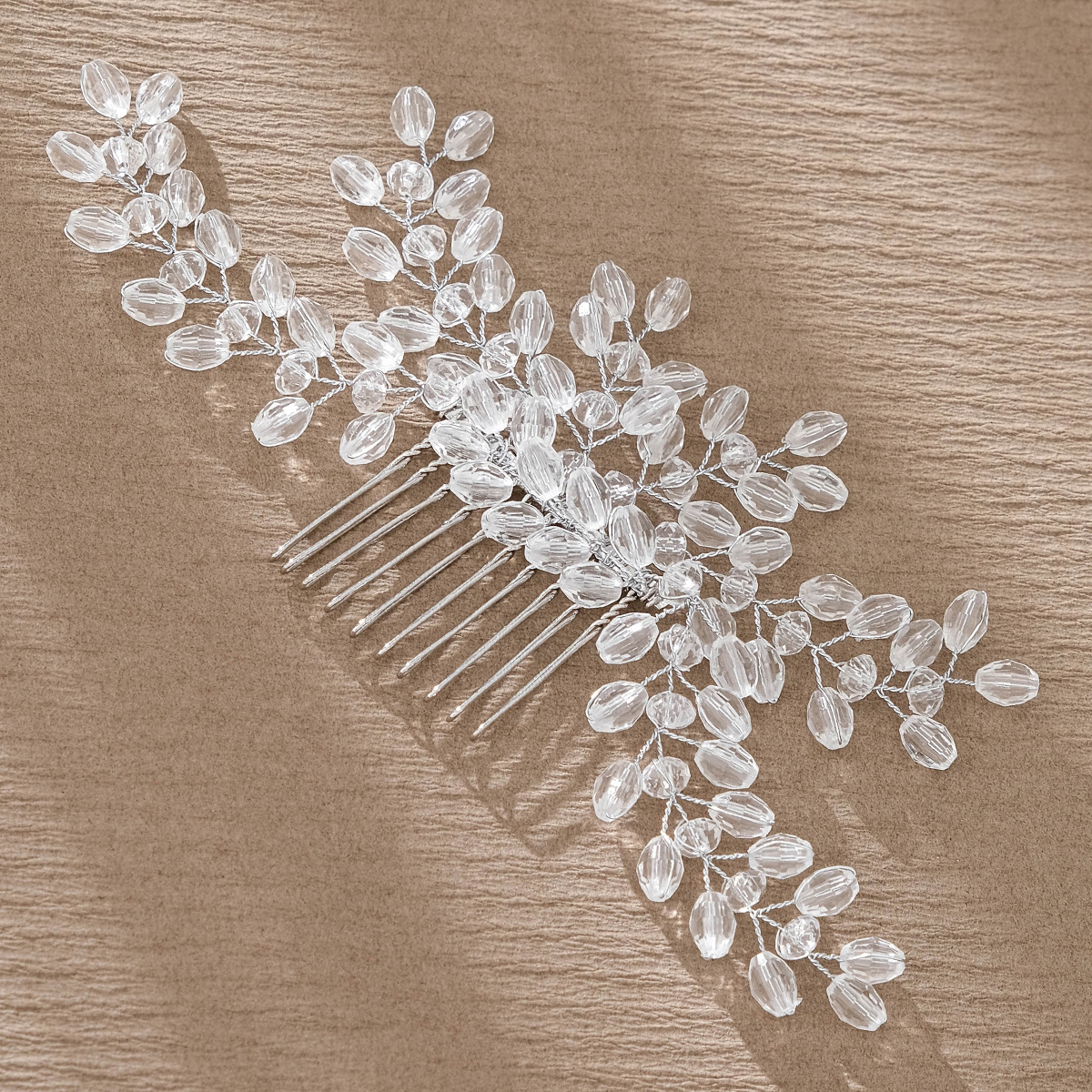 Cross-border bride wedding headwear: Crystal insert comb, ancient-style photo album, hair accessories, beautiful handcrafted beaded pearl comb Specification drawing