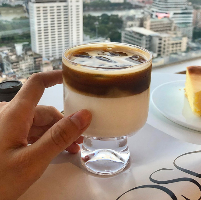 Ins-style glass tall wine glasses, juice cups, curvy creative dessert cups, coffee cups, diy ice cream colorful cups Specification drawing
