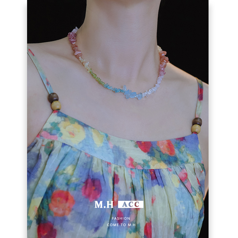 Gradient irregular natural stone beaded necklace, ins elegant, fashionable and versatile dopamine crystal collarbone chain wholesale details Picture