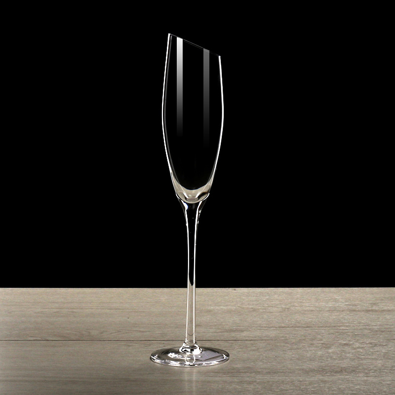 Handcrafted crystal glass champagne glasses, tall wine glasses, sparkling wine glasses, flute champagne glasses, slanted champagne glasses in stock full figure