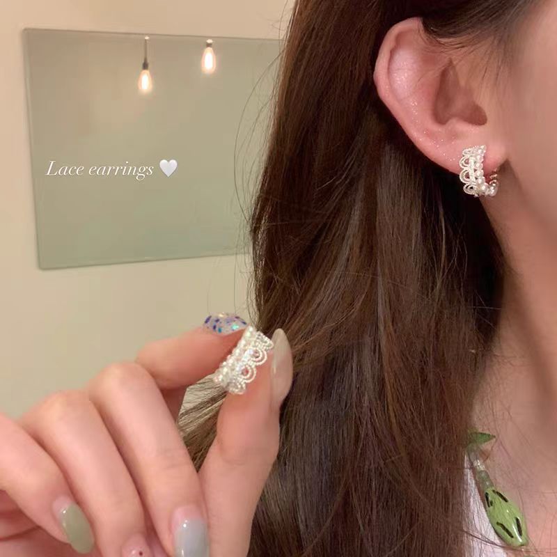 French-style zirconium lace pearl ear loops, women's ear rings, light luxury, high-end, elegant and grand earrings, stud earrings full figure