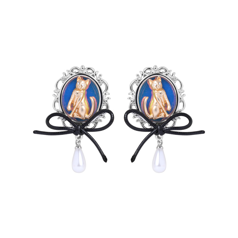 Laser gradient mirror cat earrings design sense, niche Chinese-style earrings, ins original style bow earrings for women Item Picture