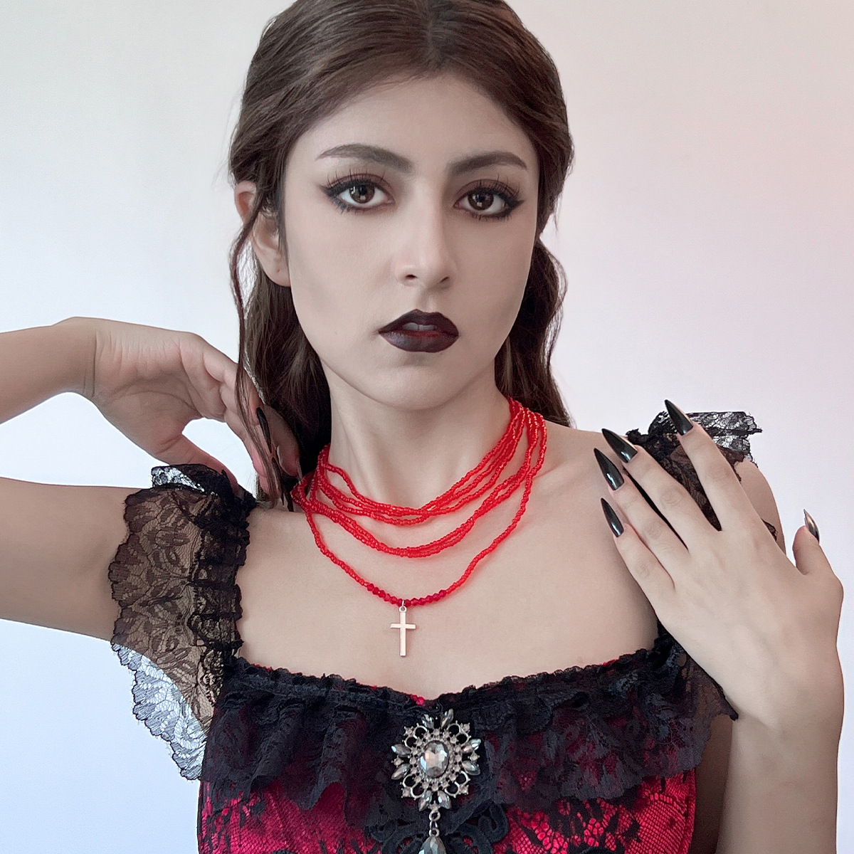 European and American cross-border jewelry fashion 2-piece set, rice bead collarbone chain, high-end red multi-layer one-piece necklace for women full figure