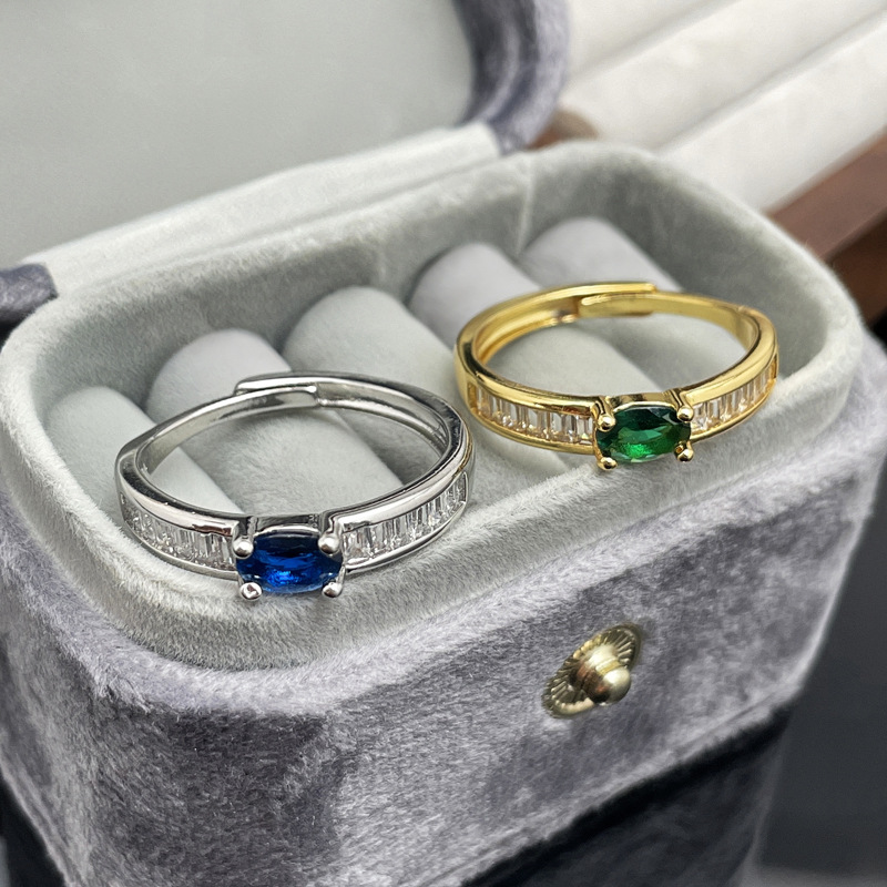 A new, niche imitation colored gemstone zircon ring with a mid-style design for women, adjustable, personalized, fashionable and retro ring full figure