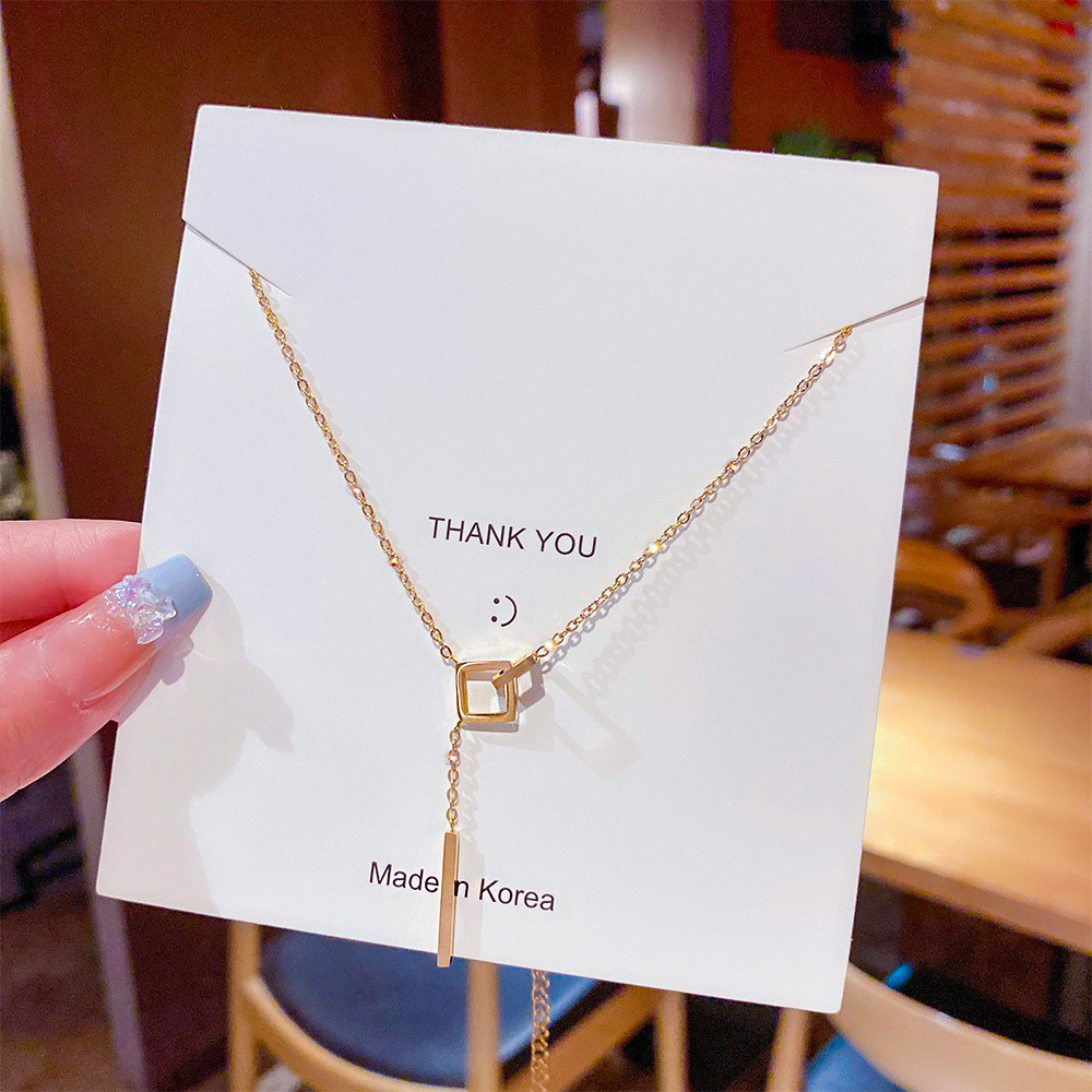 18K gold fashionable and individual necklace, women's inS-style light luxury niche design, high-end titanium steel temperament collarbone chain trend details Picture