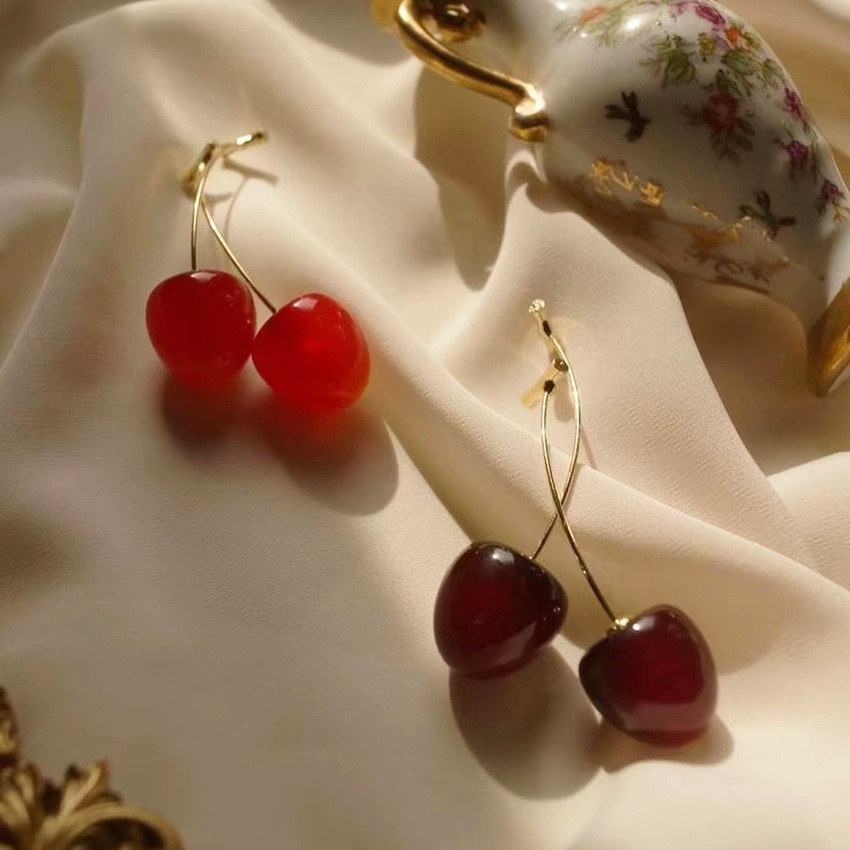 Cross-border best-selling long cherry earrings, Instagram-style European and American creative design, cute cherry stud earrings wholesale Specification drawing