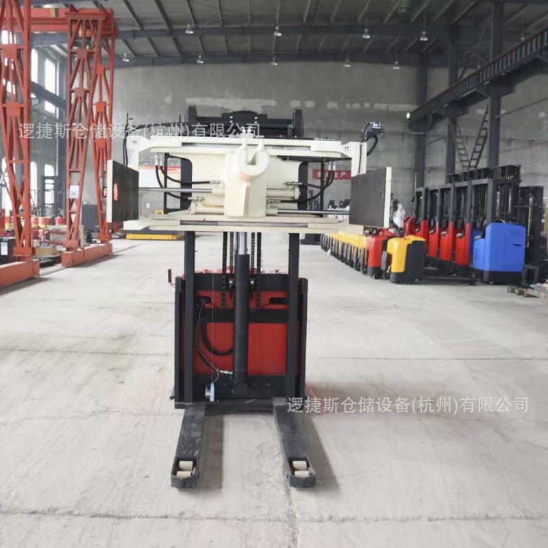 AGV unmanned handling stacker, intelligent electric stacker, forklift, 3-ton robot forklift details Picture