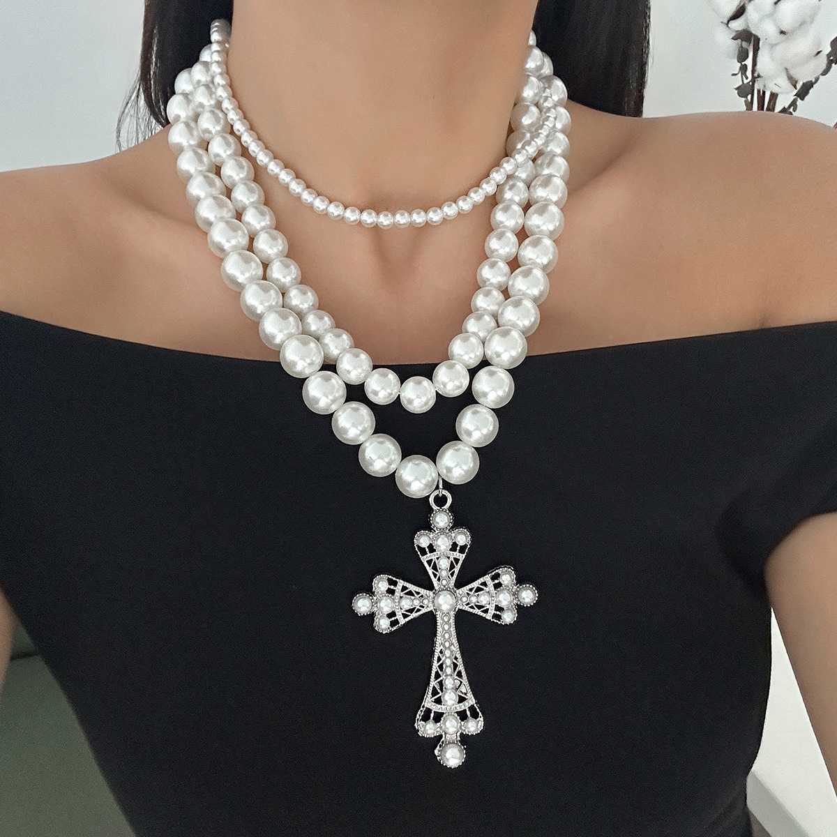 European and American cross-border jewelry punk pearl multi-layer necklace set, personalized hollowed-out cross stacked collarbone chain details Picture